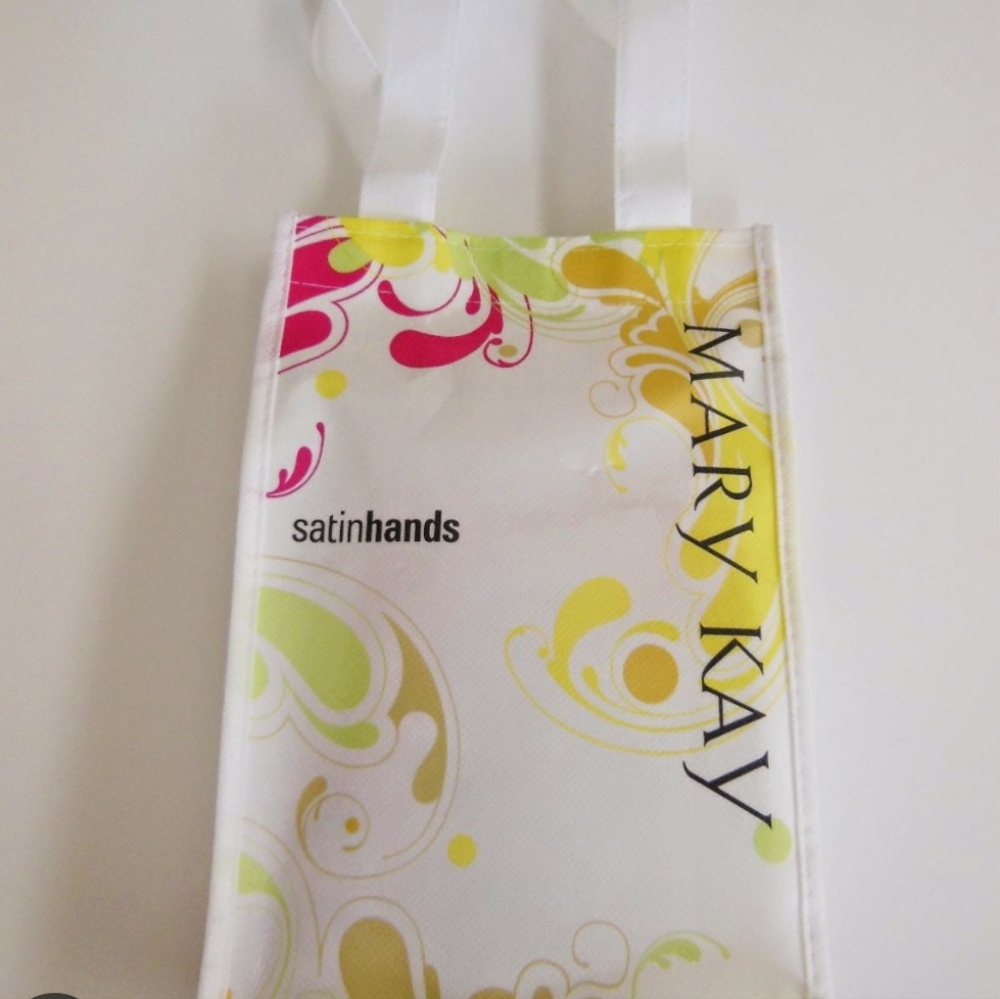 MARY KAY Reuseable Satin Hands Bag | White | 6.5"×10